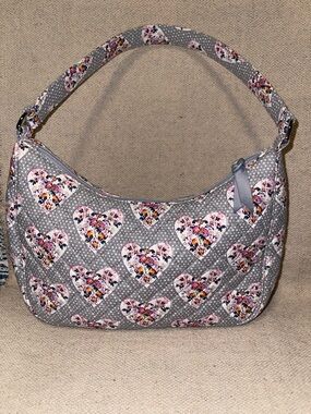 Vera Bradley Frannie - Mon Amour Grey Hearts - gently used